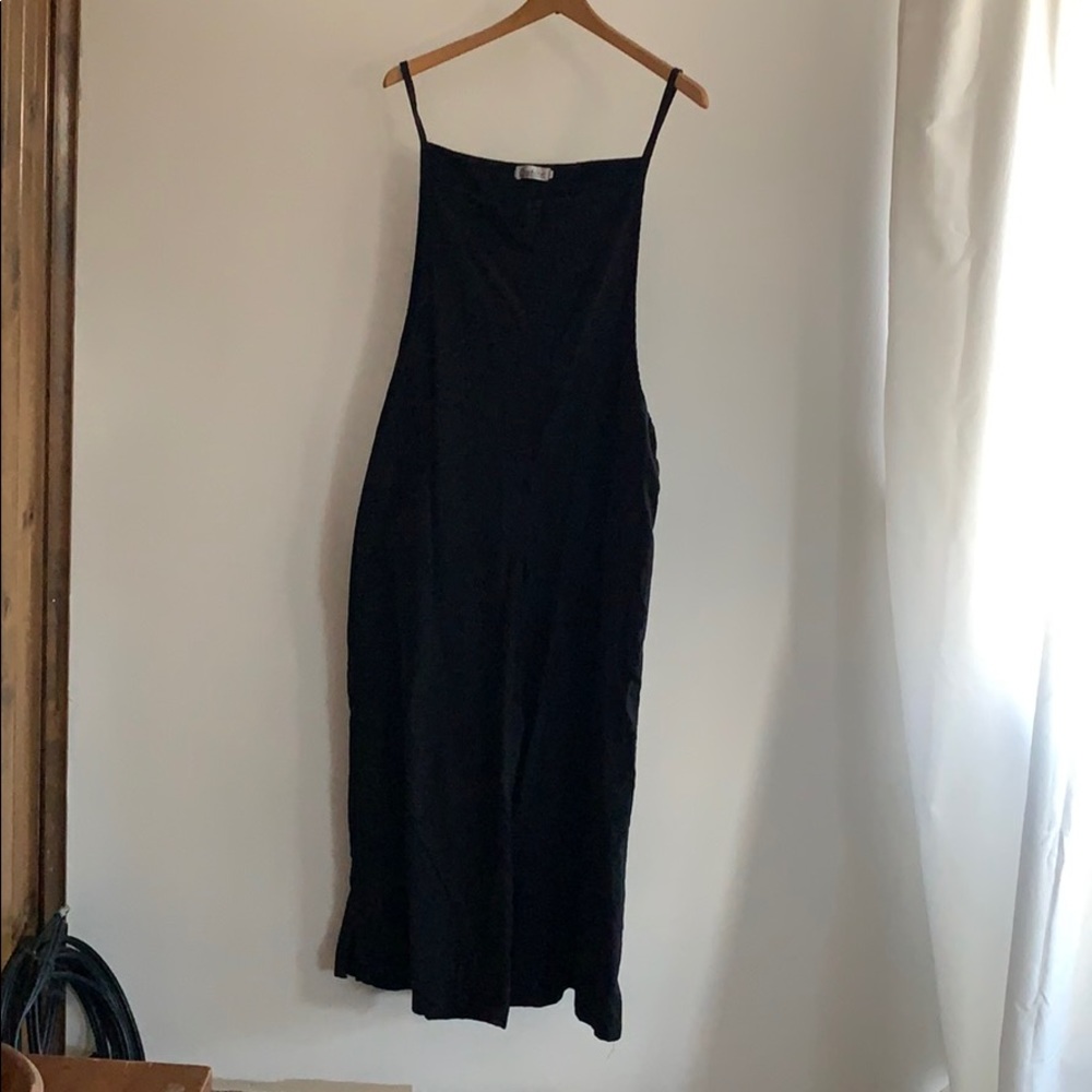 Strappy linen Romper
